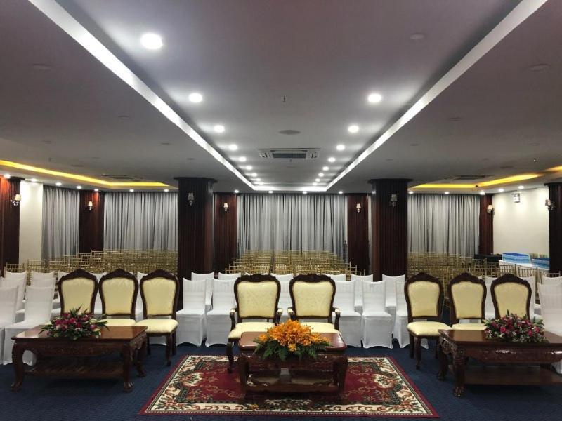 Kampong Thom Royal Hotel Eksteriør billede
